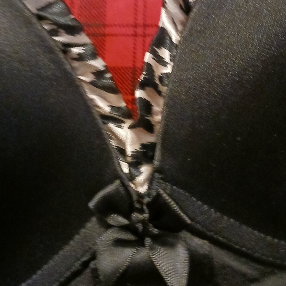 Brand new, never worn Victoria Secret's garter slip/ corset size Large - Picture 2 of 9